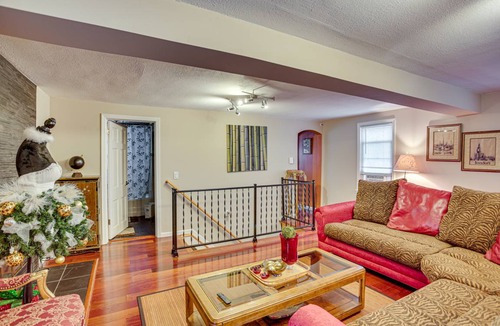 Golden Valley House | 102 m² House ∙ 3 bedrooms ∙ 5 guests
