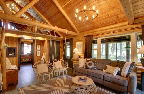 Breezy Point House | 106 m² House ∙ 2 bedrooms ∙ 9 guests