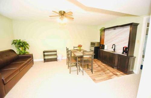 Amherstview Apartment | 111 m² Apartment ∙ 2 bedrooms ∙ 5 guests