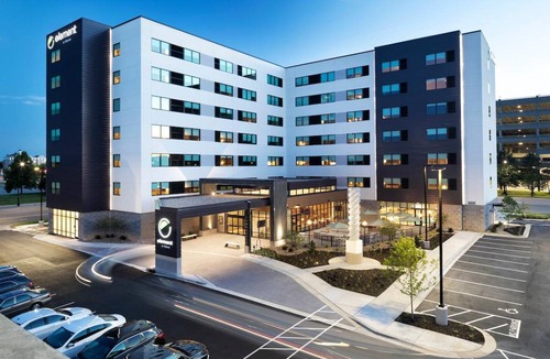 South Loop Hotel | 130 m² Hotel ∙ 127 guests