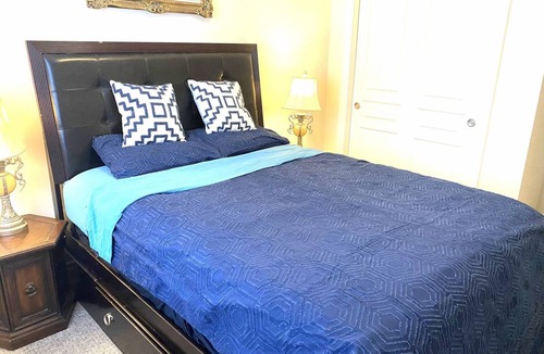 Thorold House | 130 m² House ∙ 3 bedrooms ∙ 6 guests