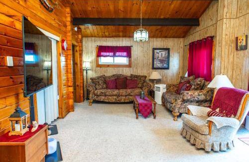 Algoma District Apartment | 139 m² Apartment ∙ 2 bedrooms ∙ 7 guests