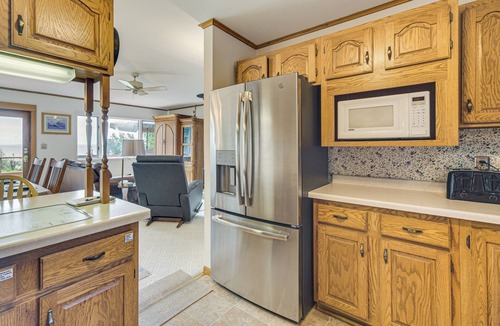 Palmers Apartment | 15 Mi to Duluth: Lake Superior Beachfront Home!