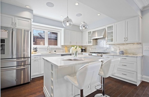 East York House | 15 Min to Downtown | Games Room | Private Parking | Private Backyard