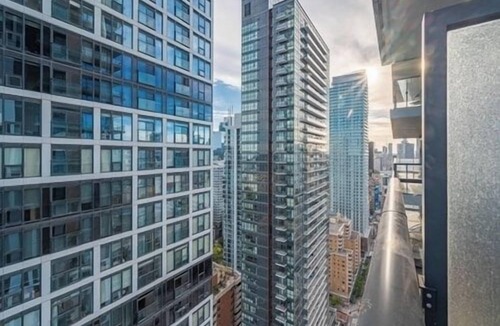Garden District Condo | 1BR Condo on Jarvis Street