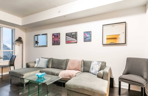 Financial District Condo | 1BR Condo with City View - Heart of DT Toronto!