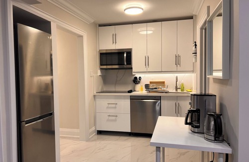Richmond Hill House | 2 Bedroom 1 Parking Ground Floor Unit
