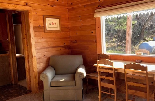 Ray Cabin | 2 bedroom cabin in the heart of Voyageurs National Park on Lake Kabetogama.