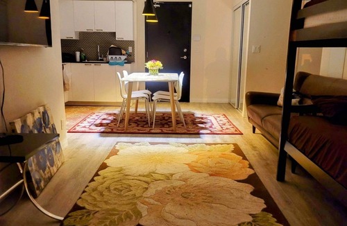 Wexford - Maryvale Apartment | 2 bedroom condo w/home office and indoor building pool