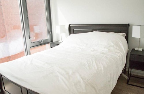 St. Lawrence Apartment | 2 Bedroom Downtown Flat