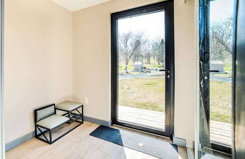 Harwood Cabin | 2-bedroom Lake Front Cottage in Harwood, ON #2