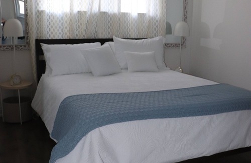 Woodbine Heights House | 2 bedroom oasis in Toronto , minutes from downtown