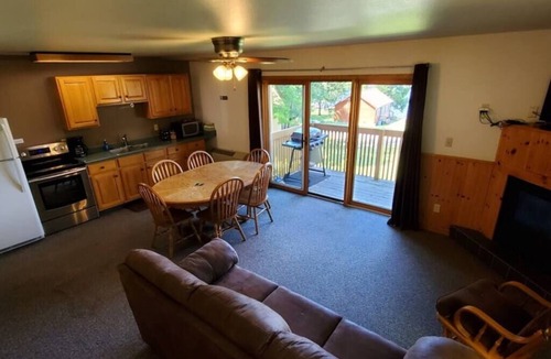Ray Villa | 2 Bedroom Walleye Villa in Voyageurs National Park