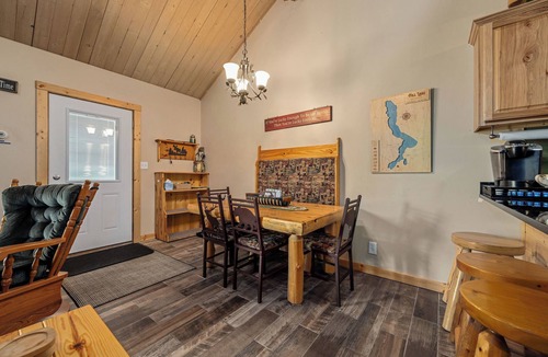 Hill City House | 2 Bedroom with Loft - 1 Bathroom Townhome with easy access to Activities