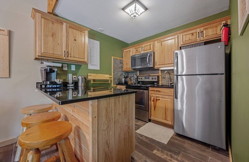 Hill City House | 2 Bedroom with Loft - 1 Bathroom Townhome with easy access to Activities