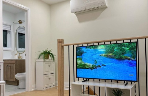 Little Italy House | 2 Bedrooms Palmerston Downtown