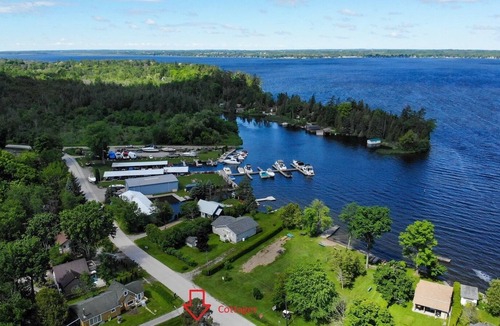 Lindsay Cabin | 2 BR Lake View Cabin with Real Sandy Beach, Kayak/Canoe/Paddle, Firepit@Sturgeon