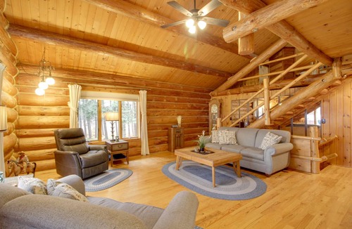 Deerwood House | 232 m² House ∙ 2 bedrooms ∙ 11 guests