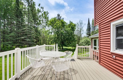 Duluth House | 232 m² House ∙ 4 bedrooms ∙ 6 guests