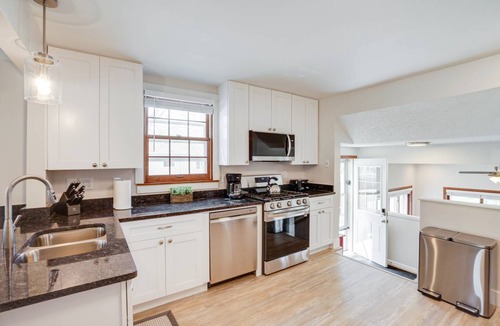 Richfield House | 264 m² House ∙ 5 bedrooms ∙ 12 guests