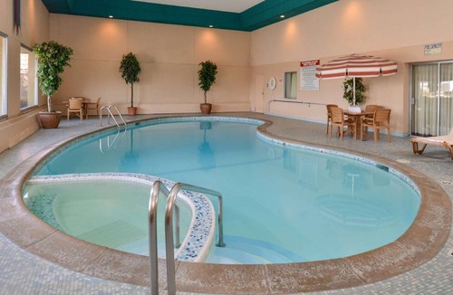 St. Cloud Hotel | 27 m² Motel ∙ 127 guests