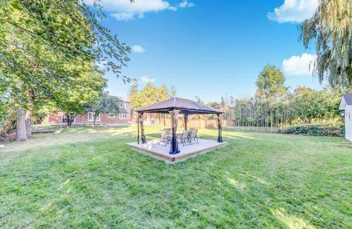 Dean Park House | 279 m² House ∙ 7 bedrooms ∙ 20 guests