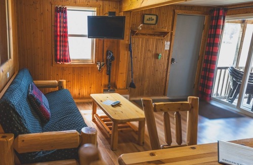 Backus Cabin | 2BR Lakefront Cabin w/Private Launch & Dock