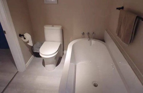 Plantagenet Apartment | #3 2 bedroom
