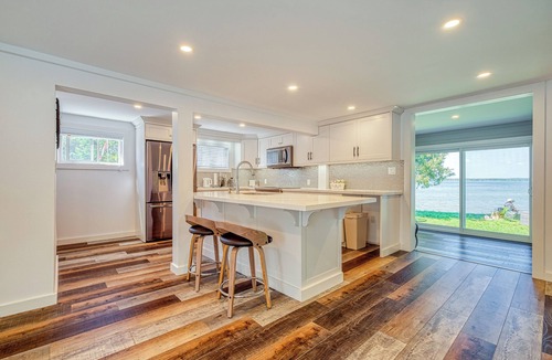 Virginia Cottage | 3 Bdrm Newly Renovated Water Front Cottage On Lake Simcoe