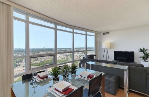 Bendale Apartment | 3 Bedroom/2 Bathroom Suite