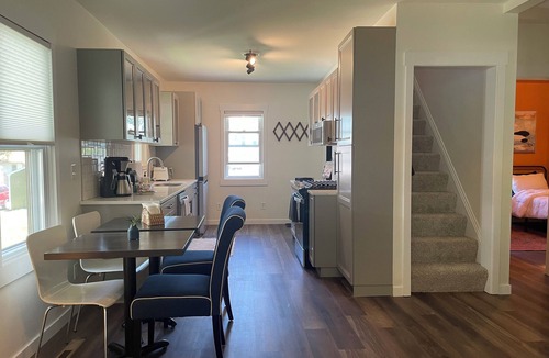 West Side House | 3-bedroom house, recently remodeled near downtown Saint Paul. Close to airport.