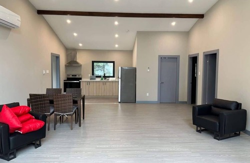 Lakefield Cabin | 3-bedroom Lakefront Villa #7