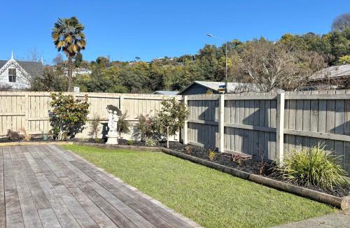 Nelson South House | 3-Beds with Sunny Deck & Gardens
