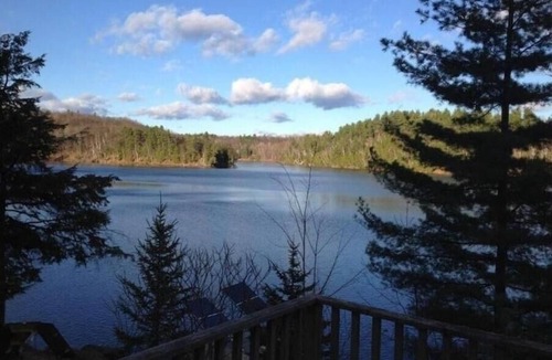 Frontenac Cottage | 30 Island Lakehouse