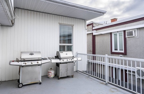 Cap de la Madeleine Apartment | 302 Suite Confort Urbain