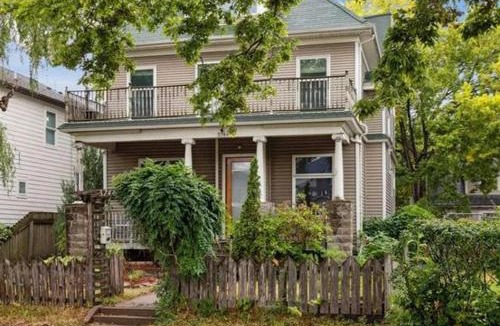 Powderhorn House | 3200 Midwest Place