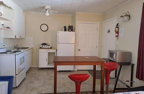 Bobcaygeon Hotel | 34 m² Motel ∙ 4 guests