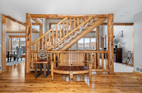 Buffalo House | 379 m² House ∙ 4 bedrooms ∙ 18 guests