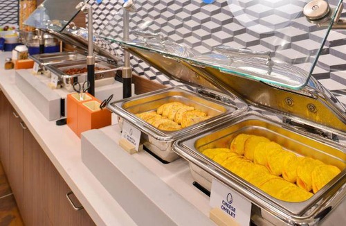 Northeast Mississauga Hotel | 39 m² Hotel ∙ 127 guests
