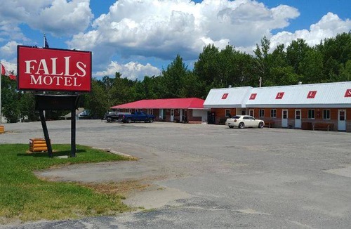 International Falls Hotel | 39 m² Motel ∙ 127 guests