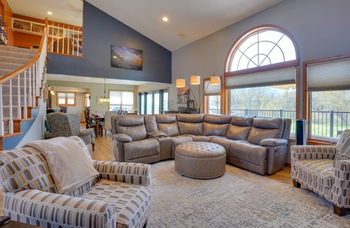 Shakopee House | 390 m² House ∙ 6 bedrooms ∙ 20 guests