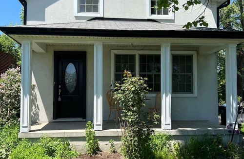 Mineola House | 3BD Home minutes 2 Port Credit & Waterfront trails
