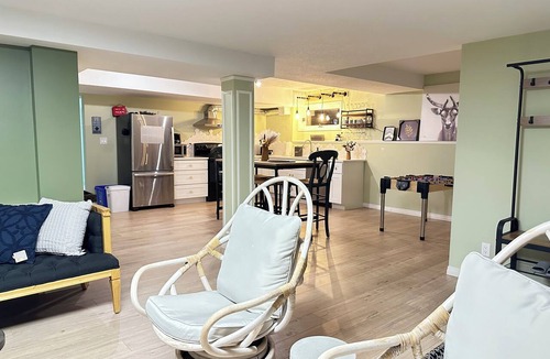Southwest Calgary House | 3BR 2BA Walkout basement Fully backs onto provincial Park pooltable&foosball.