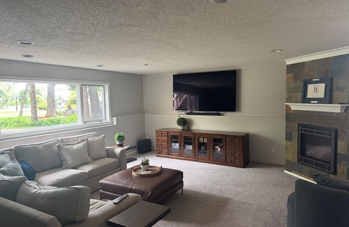 Blaine House | 3M Golf Immaculate Spacious 5-bedroom house in Blaine.