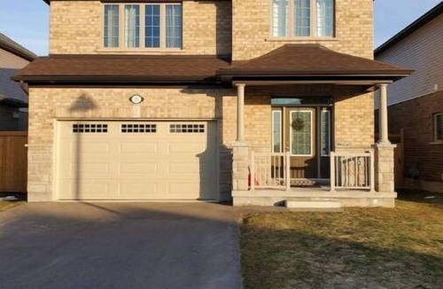 Stratford House | 4 BD Family Retreat - Basement not included (Occupied)