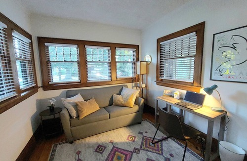 Southwest Minneapolis House | 4 Bedroom Bungalow in heart of Minneapolis