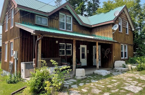 Manitoulin District Cottage | 4 bedroom cottage on Manitoulin Island, Ontario!