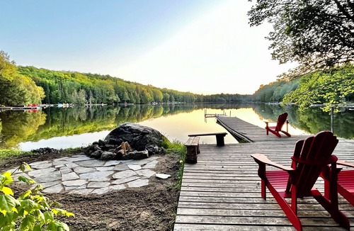 Perry Cottage | 4 season ★ Muskoka Cottage ~ Beach ~ 5 Beds ~ Arrowhead~ North of Hunstville