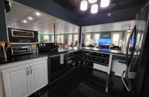 Downtown - Waterfront Condo | 4000 sq ft Luxury Loft Downtown Duluth!