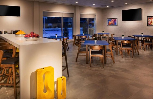 Ottawa Division Hotel | 41 m² Hotel ∙ 127 guests